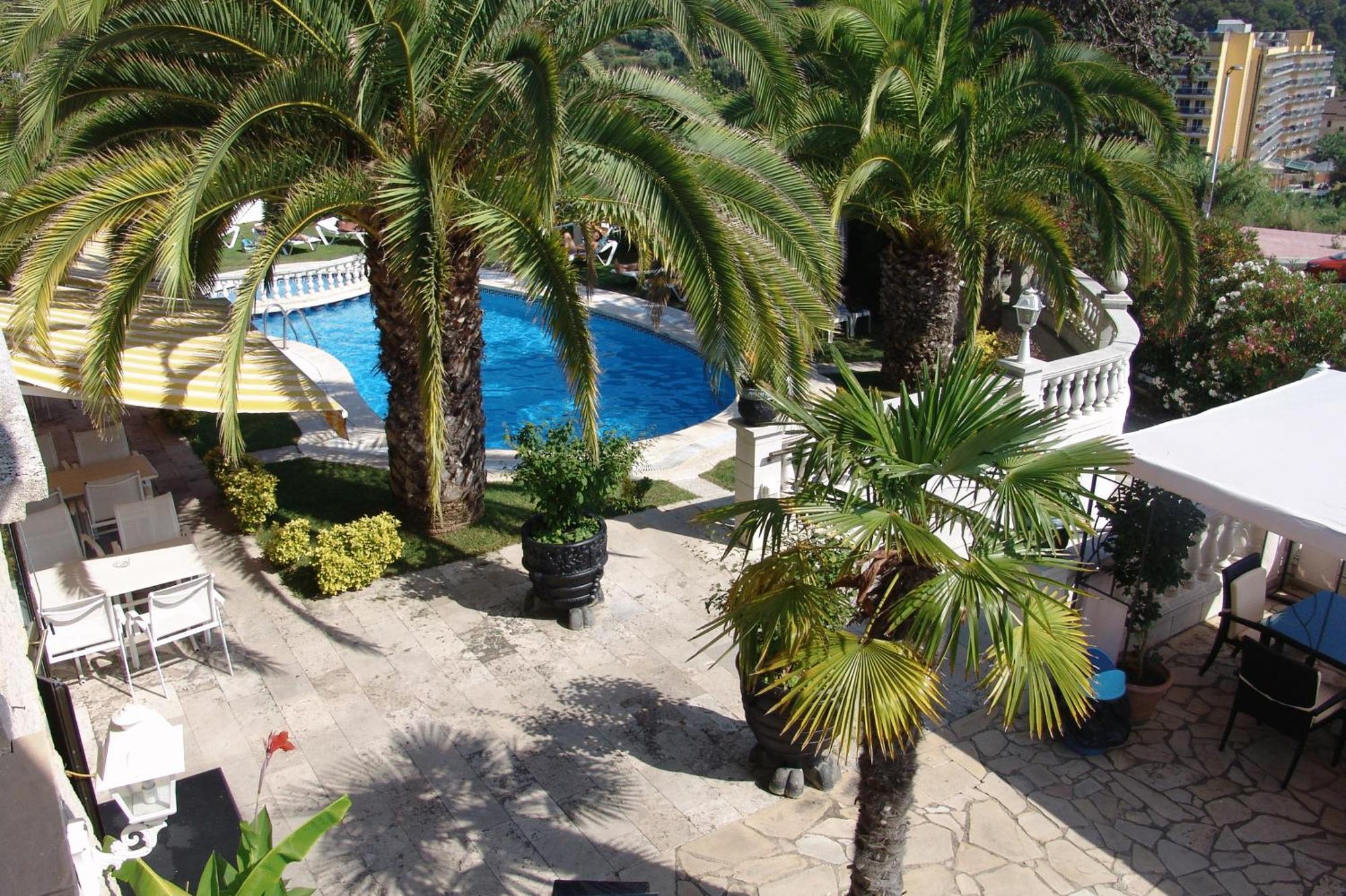 Hotel Bonsol Lloret de Mar Bagian luar foto