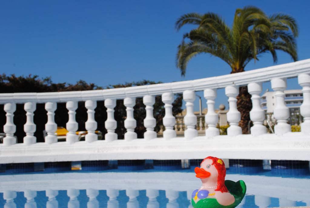 Hotel Bonsol Lloret de Mar Bagian luar foto